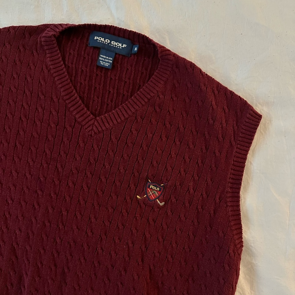 Polo by Ralph Lauren Golf Men's Cable-Knit V-Neck Sweater Vest - Burgundy